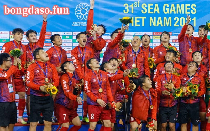 Các cầu thủ Việt Nam ăn mừng chức vô địch SEA Games 30