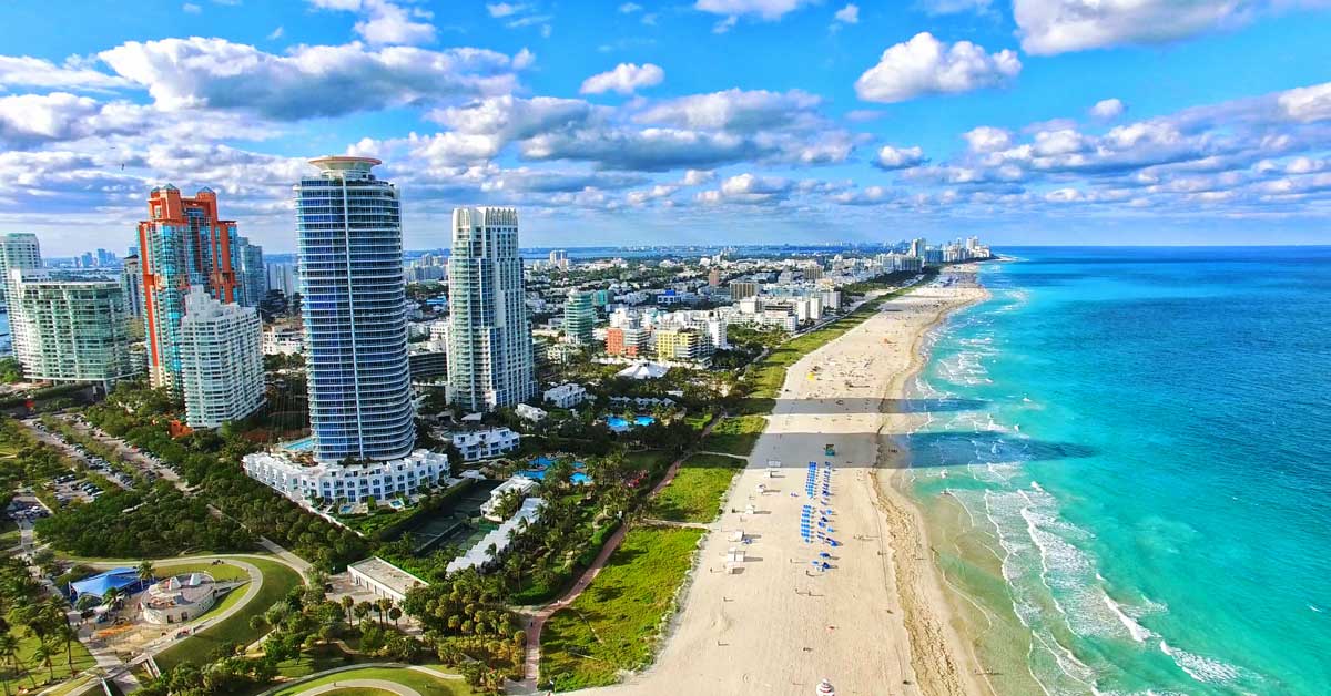 Miami nằm ở phía Nam bang Florida, nơi có bờ biển trải dài và là thiên đường nghỉ dưỡng