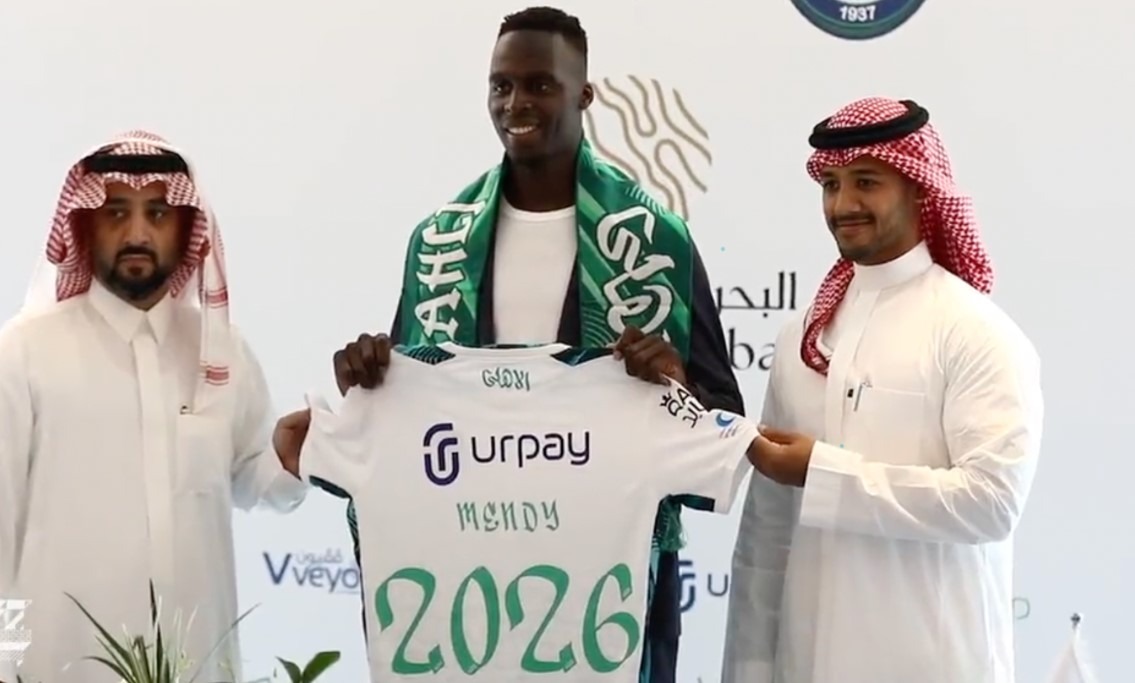 Mendy sẽ kí hợp đồng 3 năm với Al Ahli với mức lương chưa được tiết lộ