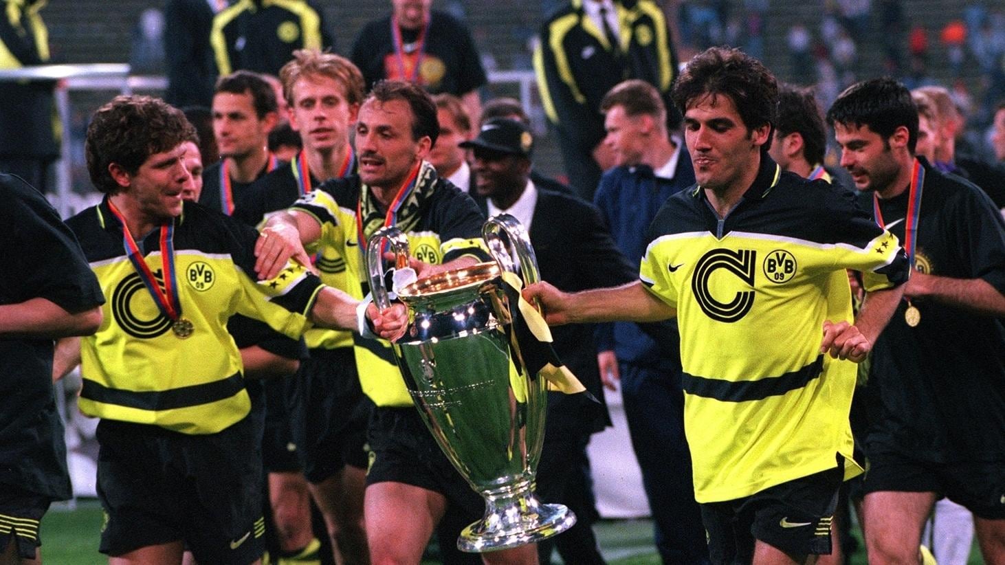 Borussia Dortmund vô địch UCL năm 1997 sau khi đánh bại Juventus ở trận chung kết