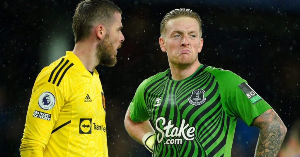 Manchester United chiêu mộ Jordan Pickford với giá 45 triệu bảng