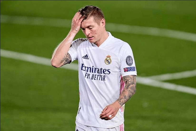 Tiền vệ của Real Madrid Toni Kroos