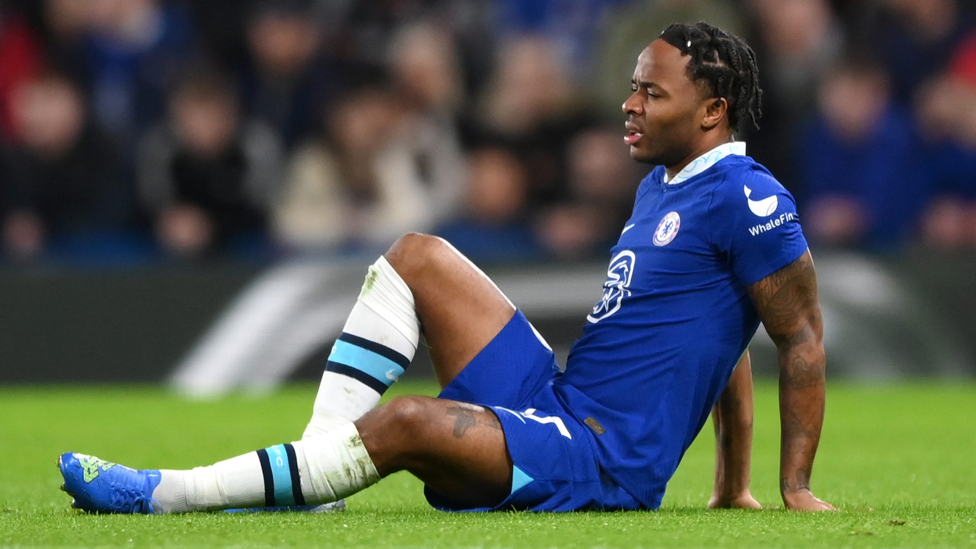 Con đường chứng tỏ mình tại Chelsea của Sterling vẫn còn rất dài