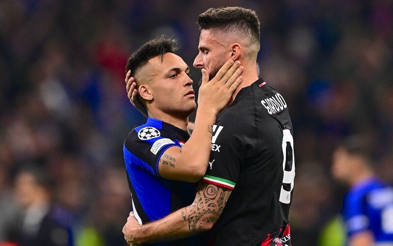 Giroud và Lautaro cũng đang chia nhau 2 vị trí dẫn đầu ở hạng mục vua dội bom vào lúc này với lần lượt là 4 và 5 bàn thắng