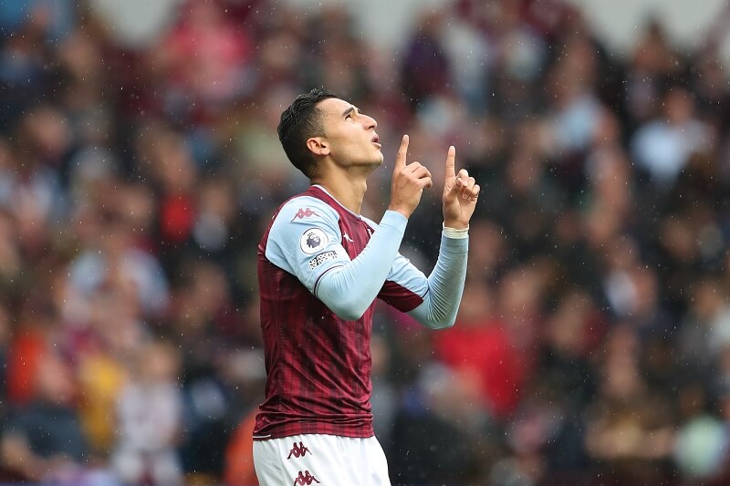 Sau 73 trận thi đấu ở EPL, El Ghazi cũng đã có 15 bàn thắng cùng 5 pha kiến tạo