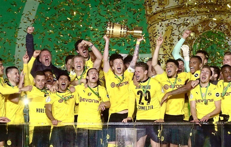 Lần gần nhất Dortmund vô địch cúp Quốc gia Đức là mùa 2020/21