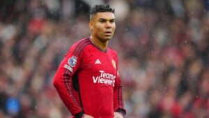 Tổng hợp tin bóng đá ngày 23/10: Casemiro hối hận vì gia nhập Man United; Mourinho nhận thẻ đỏ vì chế nhạo đối thủ