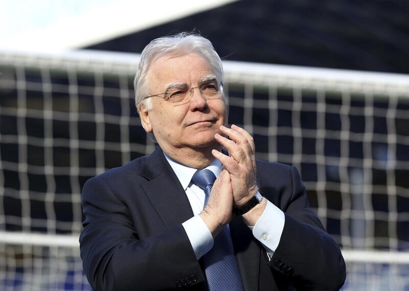 Dưới sự điều hành của Kenwright, Everton từng có thành tích tốt nhất khi kết thúc mùa 2004/05 ở vị trí thứ 4