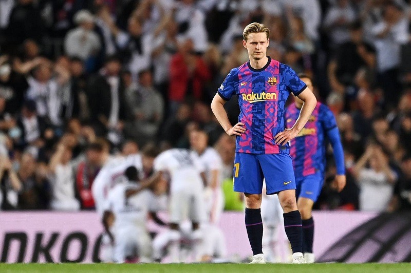 De Jong sẽ còn nắm giữ vai trò quan trọng ở hàng tiền vệ của Barca trong nhiều năm nữa