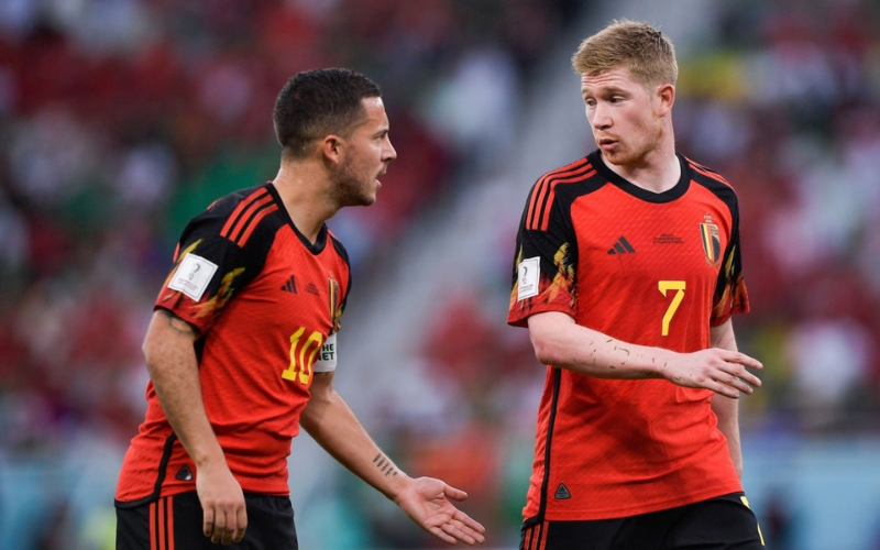 De Bruyne phải thi đấu dày đặc trong mùa giải dẫn đến hiệu suất của anh trên đội tuyển bị ảnh hưởng