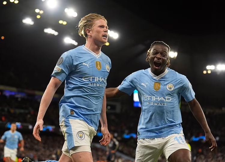 De Bruyne gỡ hòa cho Man City sau đường kiến tạo của Doku