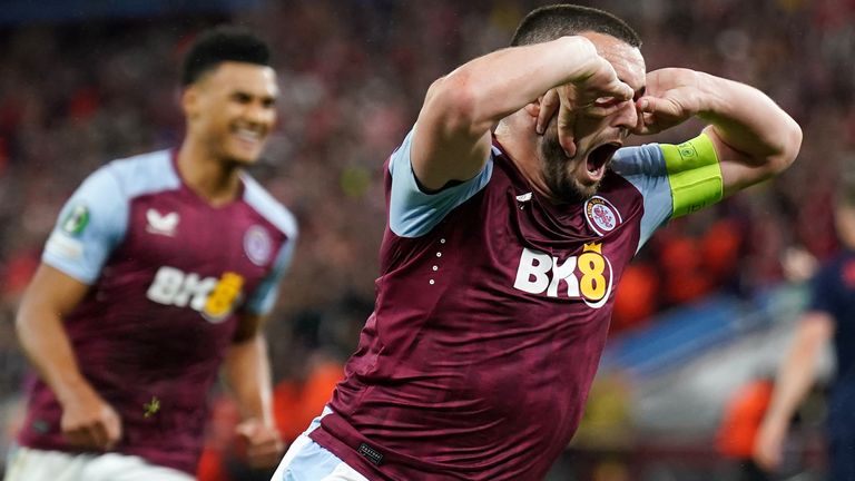 Đội trưởng John McGinn nhân đôi cách biệt cho Aston Villa