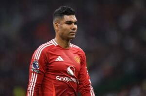 Casemiro lạc nhịp tại Old Trafford, liệu đã tới lúc chia tay?